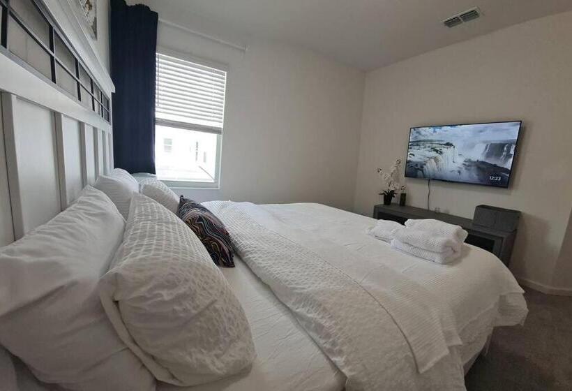 带2个卧室的套房, M&c Zenith Stay In The Heart Of Disney Magic