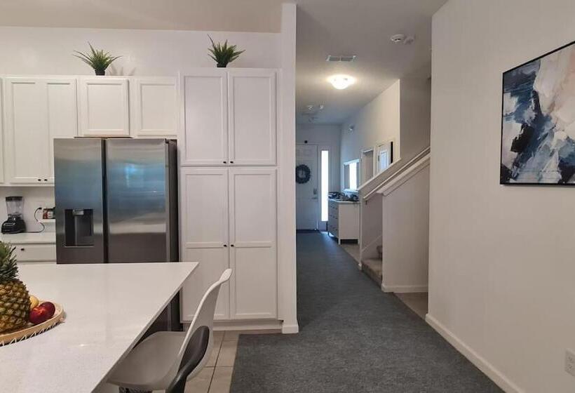 豪华房间, M&c Zenith Stay In The Heart Of Disney Magic