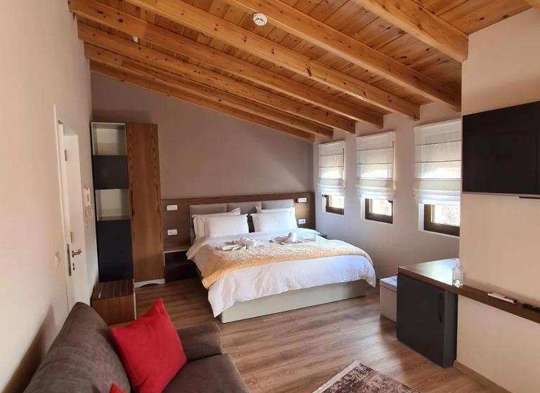 스탠다드 트리플 룸, Vila Ajet