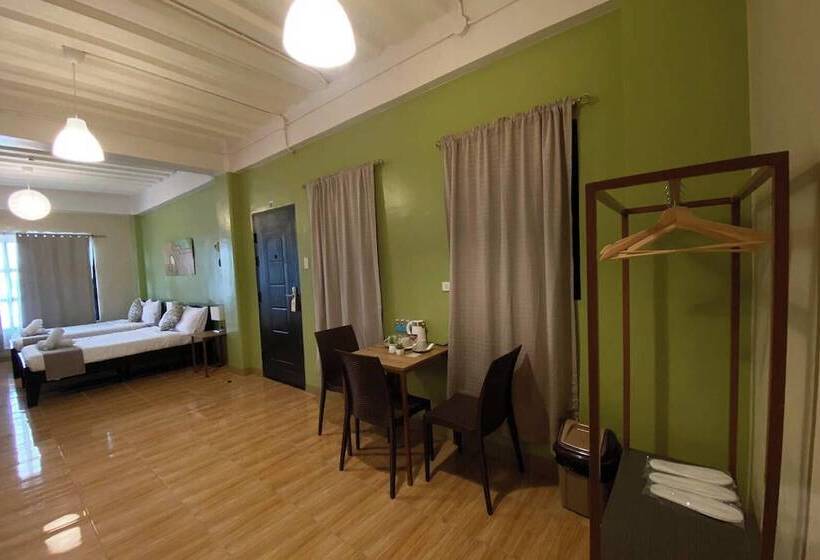 اتاق خانوادگی, La Patria Baybay Tourist Inn Powered By Cocotel