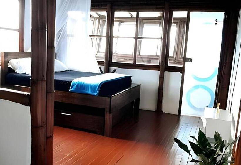 Люкс Deluxe Кровать Кинг, Club Cean