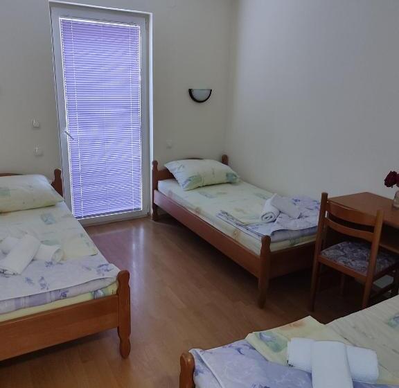 اتاق استاندارد سه تخته با بالکن, Rooms Zdravko And Nevenka Cilic