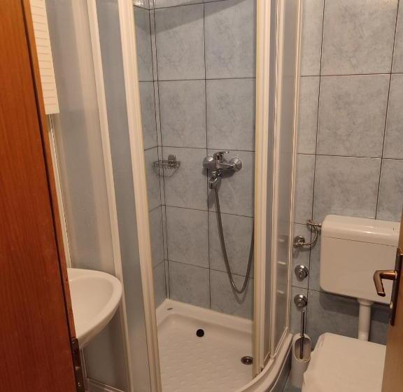 اتاق استاندارد سه تخته با بالکن, Rooms Zdravko And Nevenka Cilic