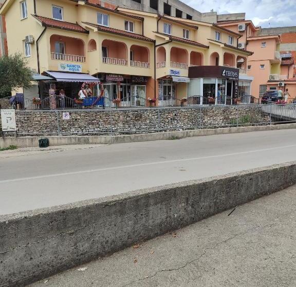 اتاق استاندارد یک نفره, Rooms Zdravko And Nevenka Cilic