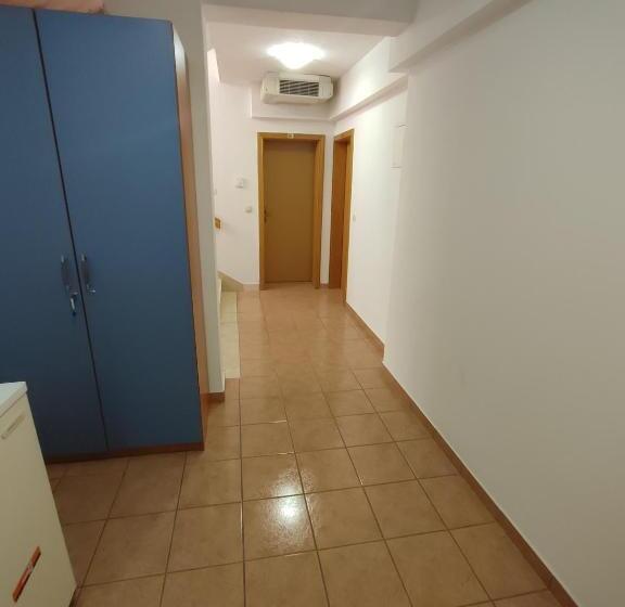 اتاق استاندارد یک نفره, Rooms Zdravko And Nevenka Cilic