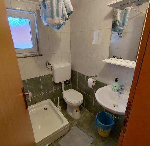 اتاق اکونومی, Rooms Zdravko And Nevenka Cilic