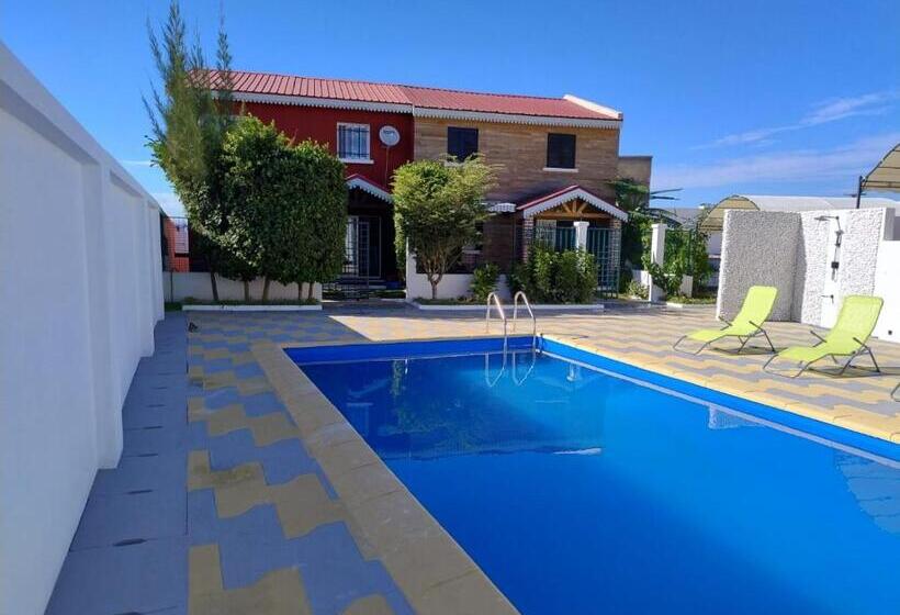 ویلای یک اتاق خوابه با استخر شنا, Résidence La Tonnelle