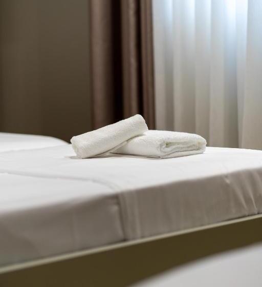 غرفة سوبيريور ثلاثية, Villa Zoi A Stay To Remember I Guesthouse Inside Elbasan Castle