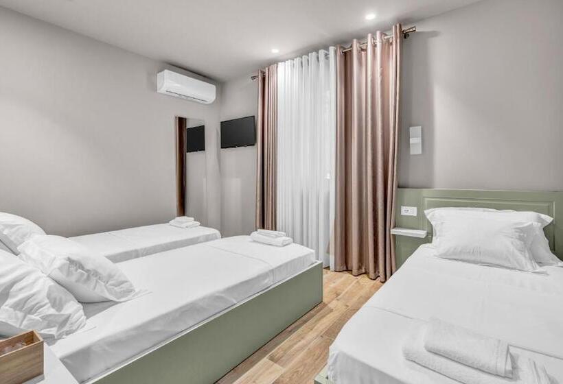 غرفة سوبيريور ثلاثية, Villa Zoi A Stay To Remember I Guesthouse Inside Elbasan Castle