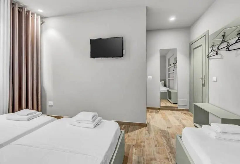 اتاق لوکس سه تخته, Villa Zoi A Stay To Remember I Guesthouse Inside Elbasan Castle