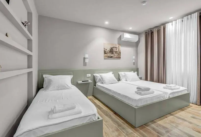 اتاق لوکس سه تخته, Villa Zoi A Stay To Remember I Guesthouse Inside Elbasan Castle