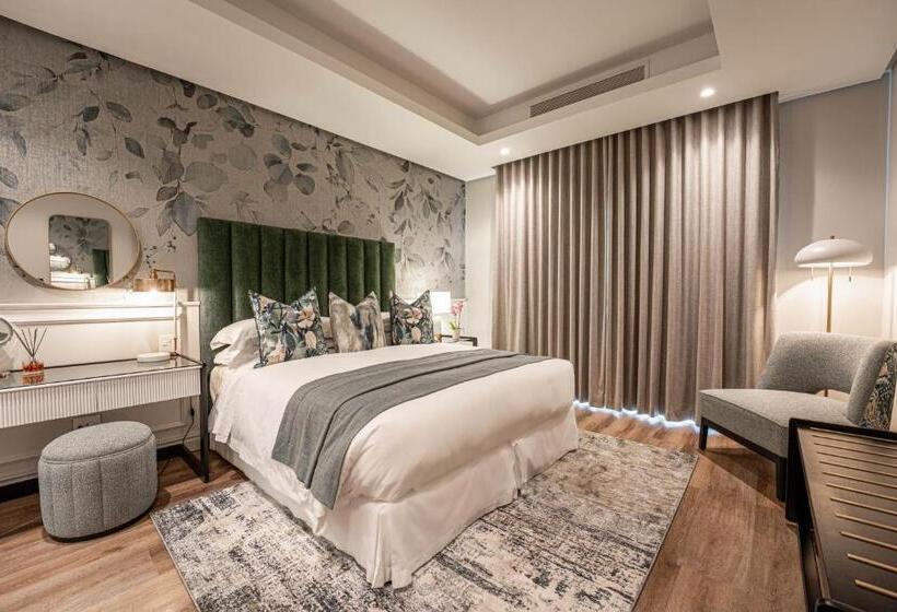 2 Bedrooms Apartment Lake View, Steyn City Hotel By Saxon