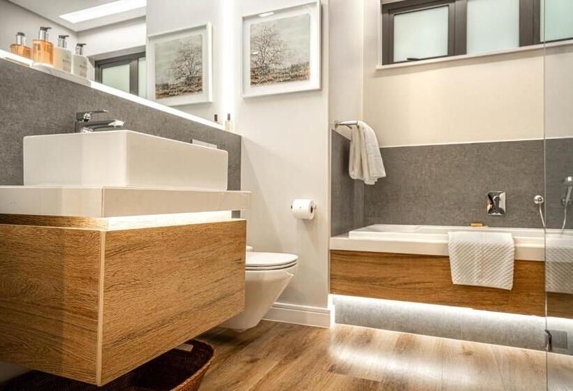 Апартаменты 4 Спальни, Steyn City Hotel By Saxon