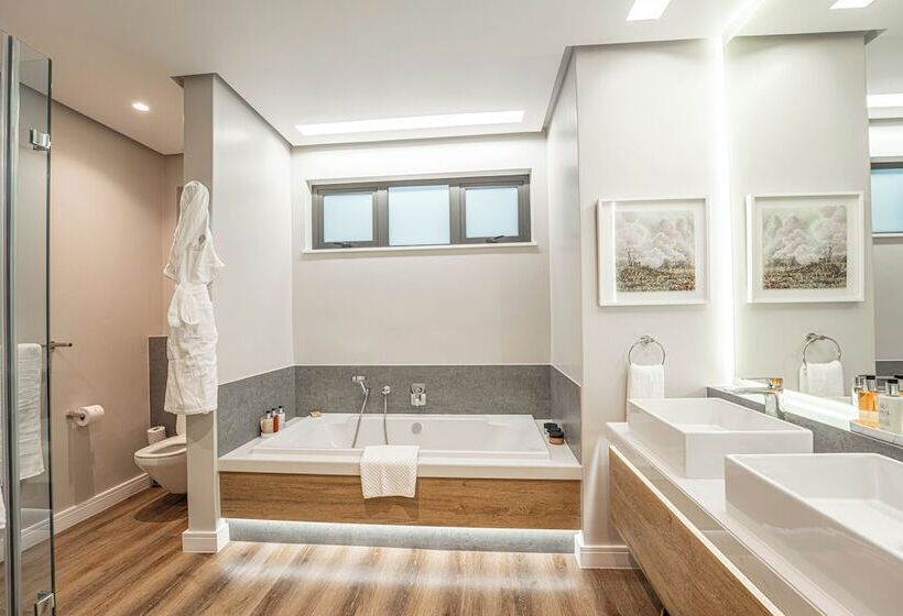 Апартаменты Deluxe 2 Спальни, Steyn City Hotel By Saxon