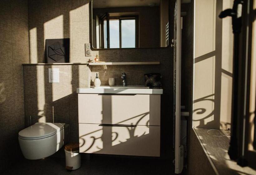 חדר דלוקס עם מרפסת נוף לים, Le Mora Hôtes