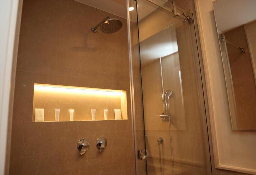 سوییت لوکس, Quarto Di Monte Suite & Spa