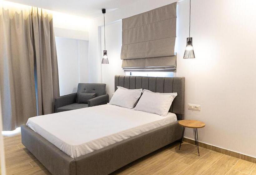 חדר דלוקס, De Sol