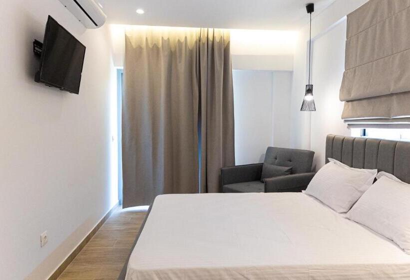 חדר דלוקס, De Sol