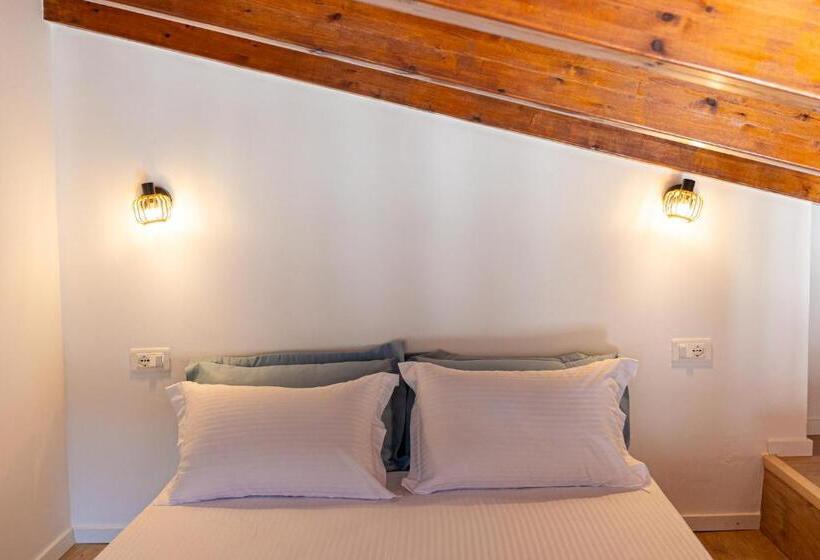 四人标准间, De Sol