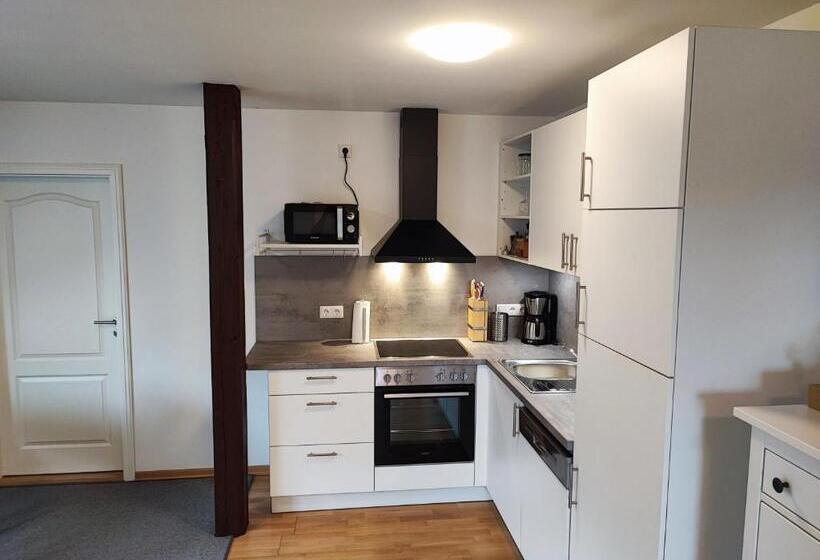 带1个卧室的带阳台的公寓, Ferienwohnung Auf Dem Lande