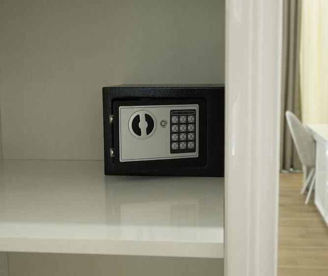 스탠다드 룸, Ser In