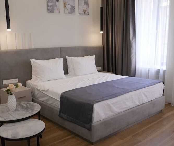 스탠다드 룸, Ser In