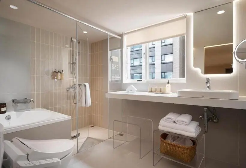 اتاق استاندارد چهار تخته, Lore Hotel 樂爾公寓