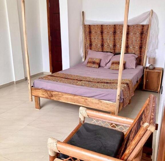 اتاق استاندارد با چشم‌انداز باغ, Chez Marie Line