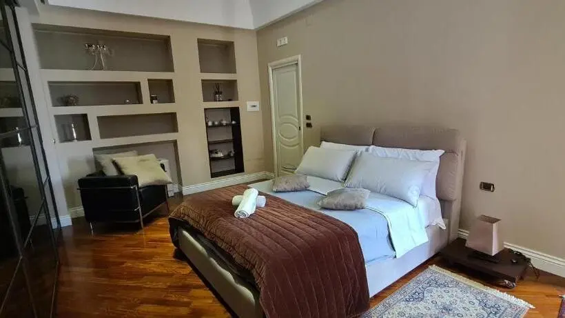 اتاق لوکس با تخت بزرگ, Le Sale Resort