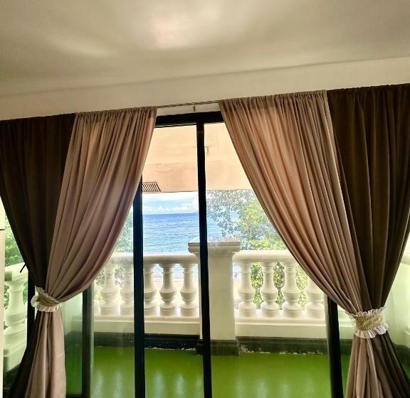 اتاق استاندارد چهار تخته, Gracey Dive Resort And Restaurant