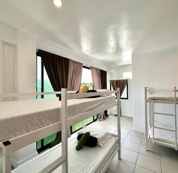 スタンダード4人部屋, Gracey Dive Resort And Restaurant