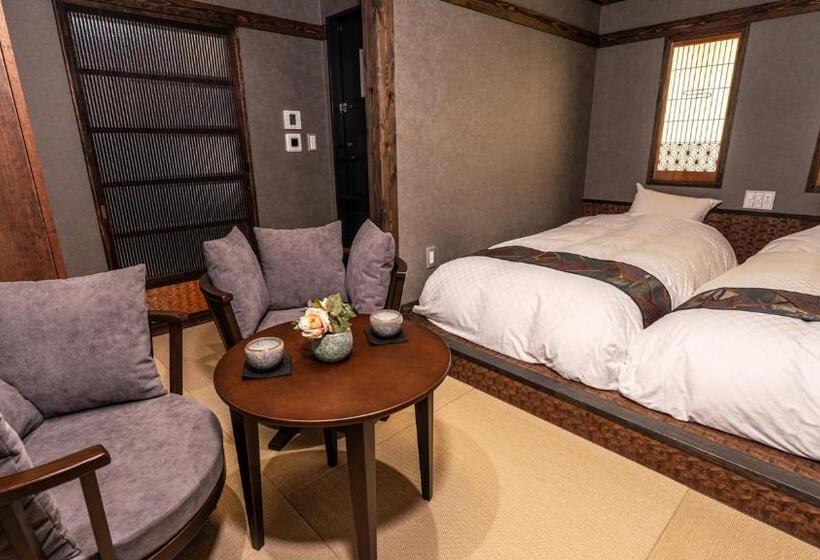 اتاق لوکس, 京都の宿 ぎをんの月