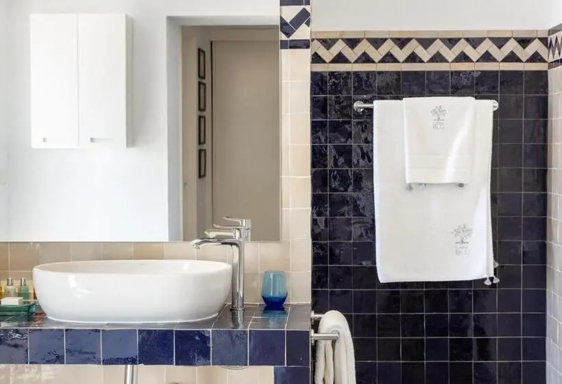 اتاق لوکس با بالکن, Casablu   An Andalusian Boutique