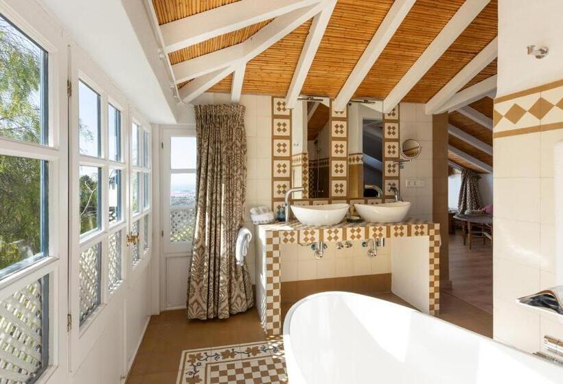 Номер Superior, Casablu An Andalusian Boutique