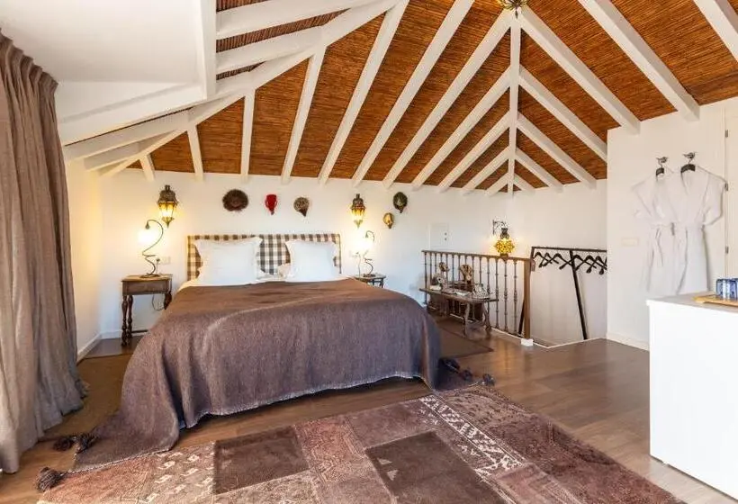 اتاق استاندارد با چشم‌انداز باغ, Casablu   An Andalusian Boutique