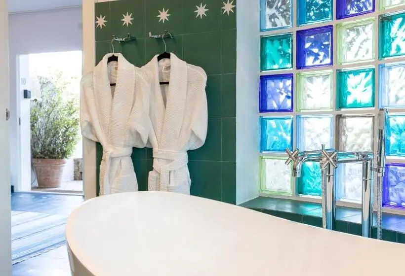 اتاق استاندارد با تخت بزرگ, Casablu   An Andalusian Boutique