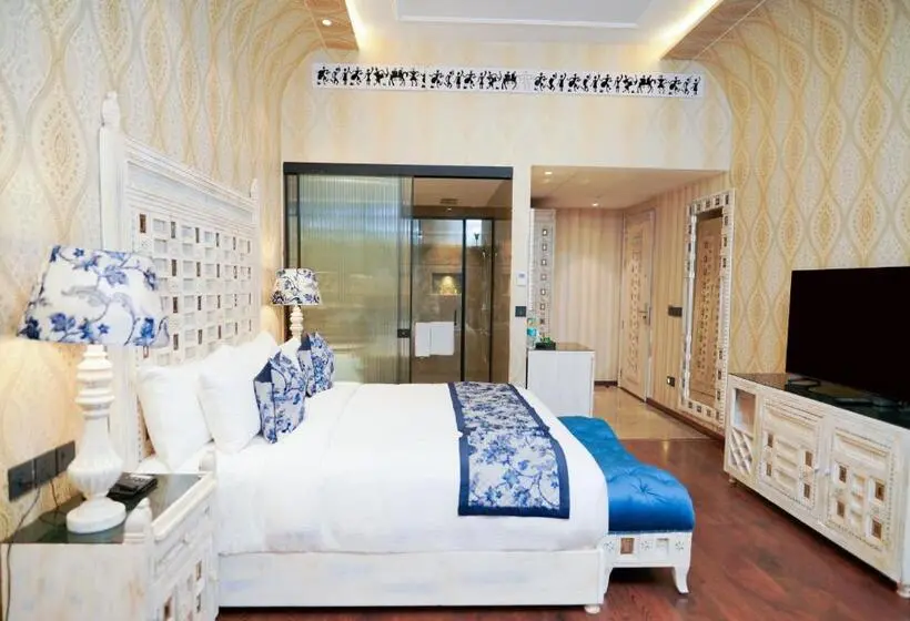 クラシックルーム, French Riviera   A Boutique