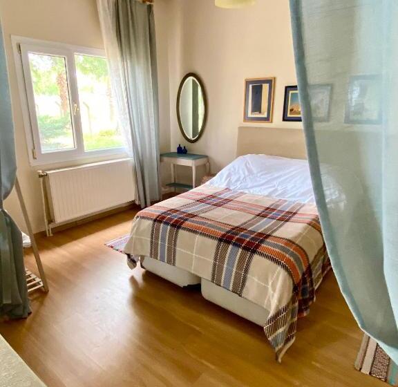 חדר סטנדרט עם מיטת קינג, Sunyear Guest Houses 1