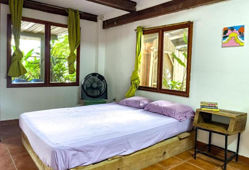 חדר סטנדרט חדר אמבטיה משותף, Garden Rooms