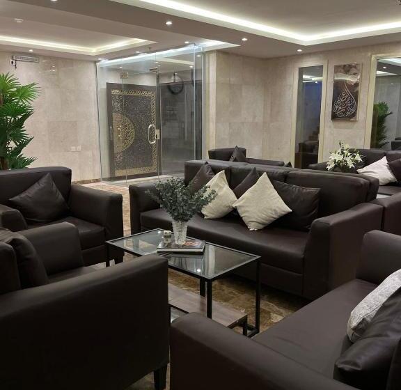 Economy Triple Room, Al Tawfeeg Hotel   Al Azizyah