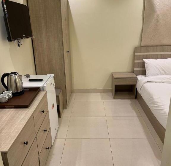 اتاق استاندارد یک نفره, Al Tawfeeg Hotel   Al Azizyah