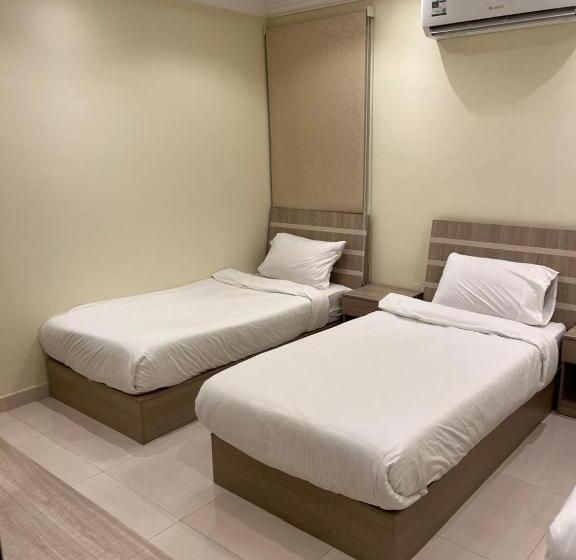 سوییت خانوادگی, Al Tawfeeg Hotel   Al Azizyah