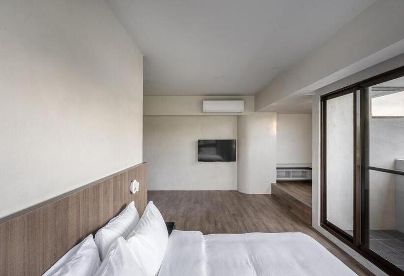 اتاق لوکس, H Suite Inn