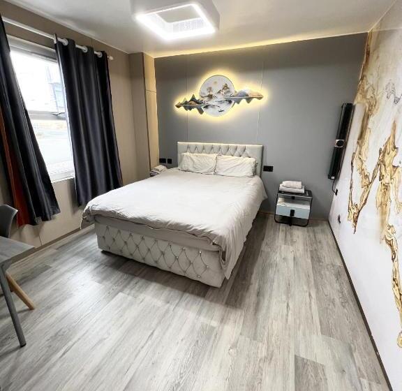 스탠다드 룸 킹사이즈 침대, The Welsh Space Newly Renovated!