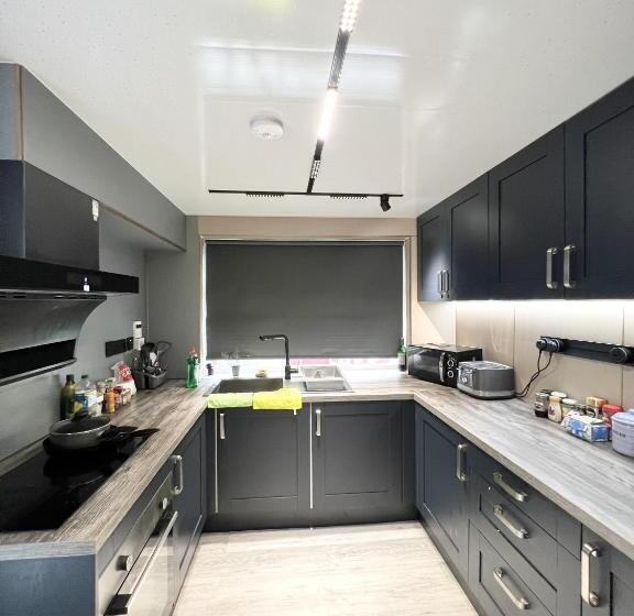 스탠다드 룸 킹사이즈 침대, The Welsh Space Newly Renovated!