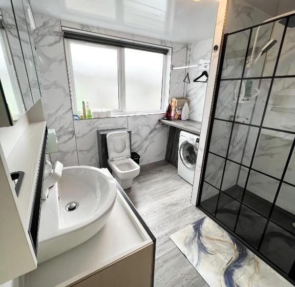 스탠다드 룸 킹사이즈 침대, The Welsh Space   Newly Renovated!