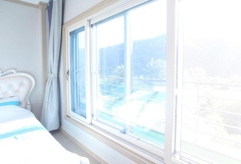 غرفة عائلية, Hongcheon Daol Pension