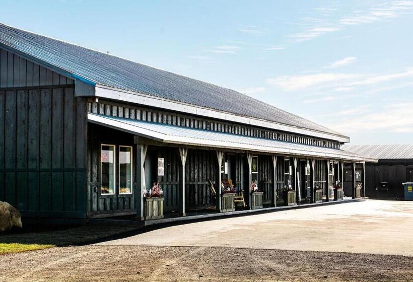 جناح سرير كينج, Pendleton Pointe