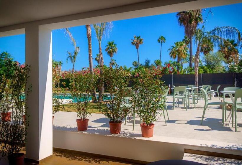 Номер Стандарт Трехместный, Palm Beach Resort