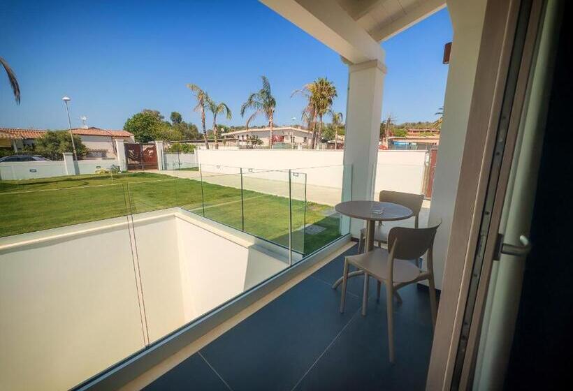 Номер Superior Вид на Сад, Palm Beach Resort